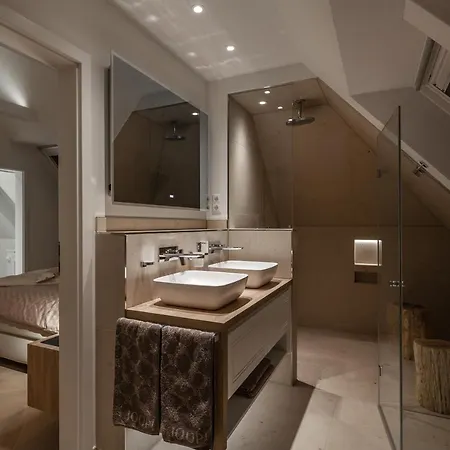 Fritz-lau-strasse 8 Wolken Nest Penthouse-suite شقة